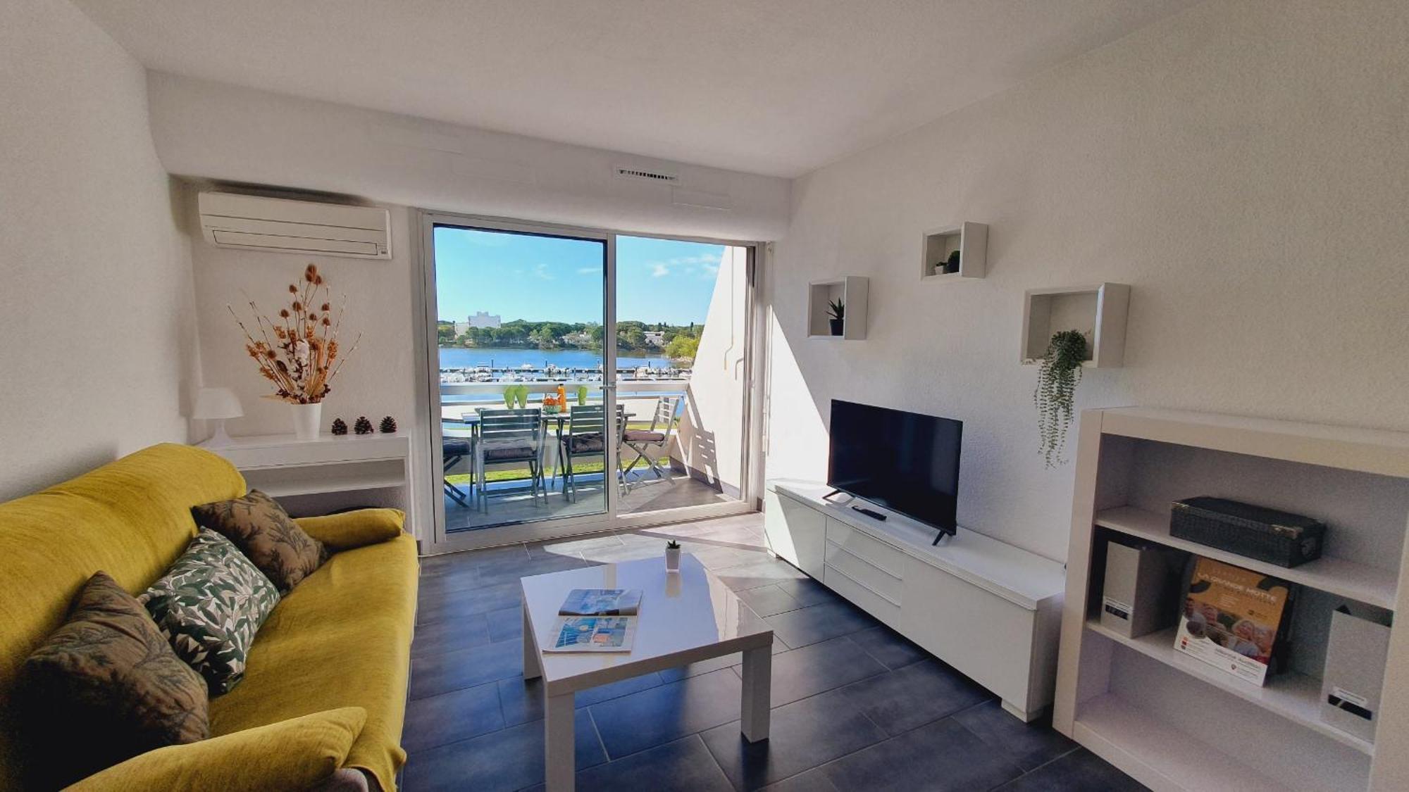 L'Olympe Vue Lac Parking Clim Wifi - Rossiconciergerie - Linge Inclus La Grande-Motte Kültér fotó